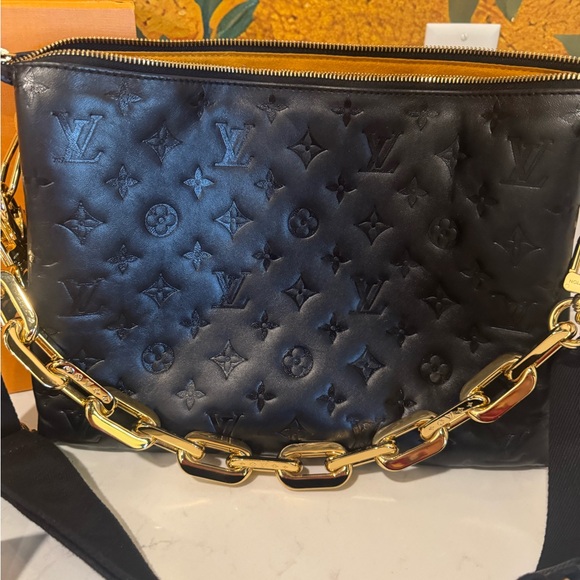 Louis Vuitton Black Noir and Gold Chain Bag - Picture 2 of 3